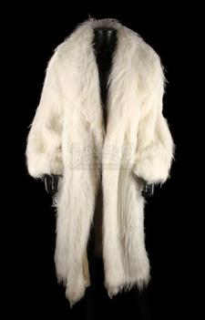 BLADE (1998) - Mercury's (Arly Jover) White Faux-Fur Coat