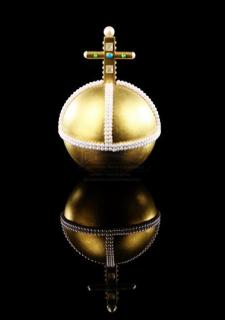 MONTY PYTHON AND THE HOLY GRAIL (1975) - Replica Holy Hand Grenade